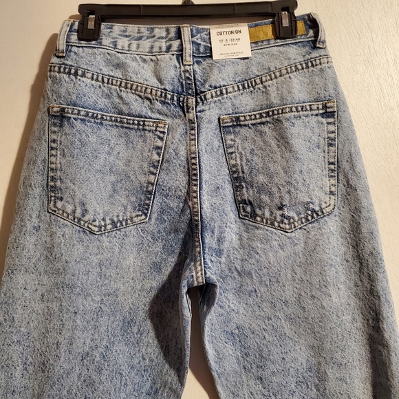 Cotton On High Rise Distressed Mom Jeans - Picture 11 of 14